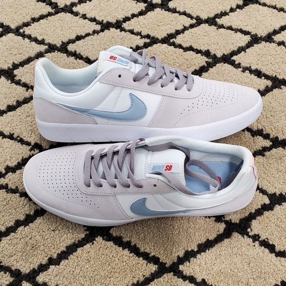 nike sb team classic vast grey